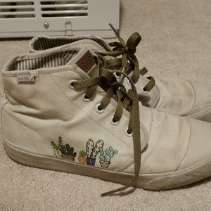 Bangs sneakers